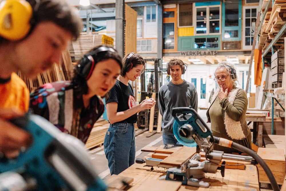 CURSUS | CIRCULAIRE HOUTBEWERKING 2 | KAST MET DEUR of LADE