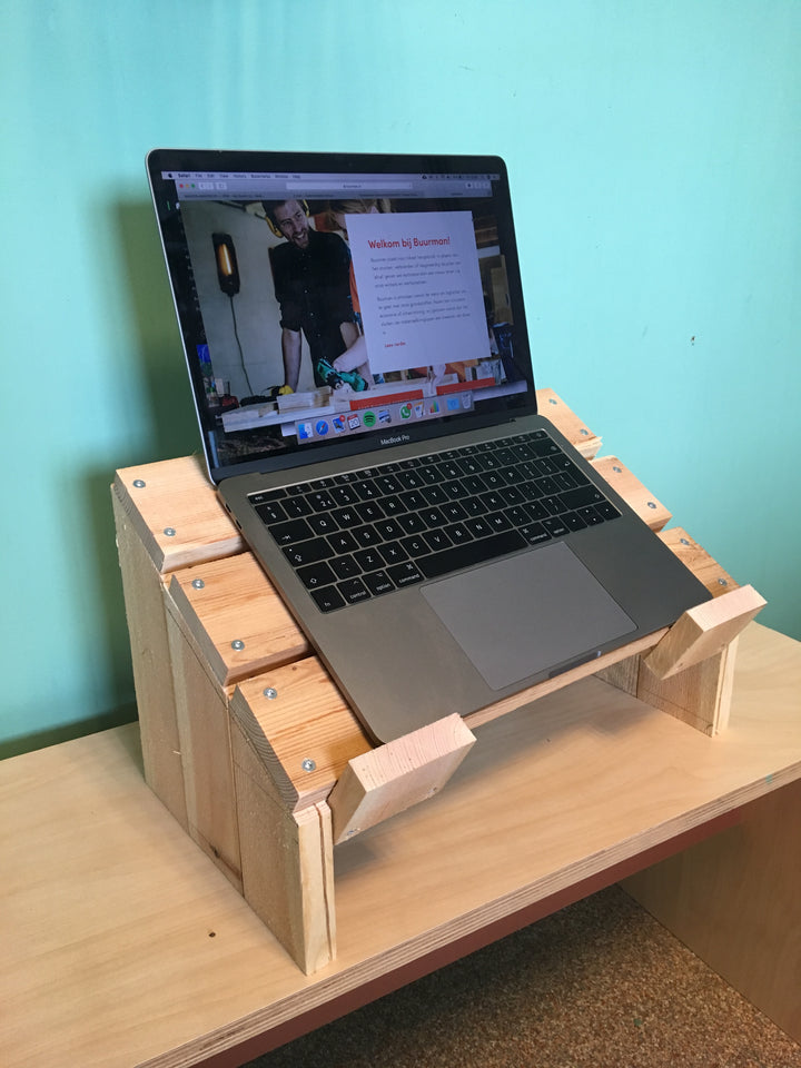 Laptopstand bouwpakket