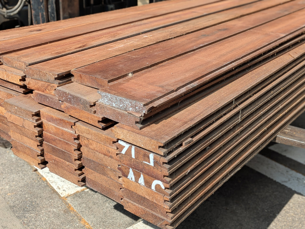 Azobé damwand 140 en 200 mm breed, lengte tussen 200 en 600 cm