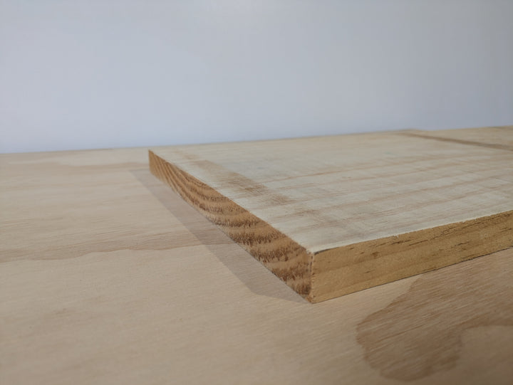 Radiata pine planken 25 x 300 x 4000 mm